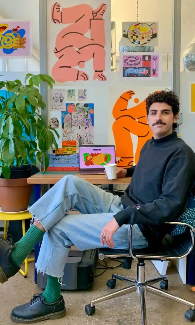 Spencer Gabor is a Paage user based in NYC selling art online